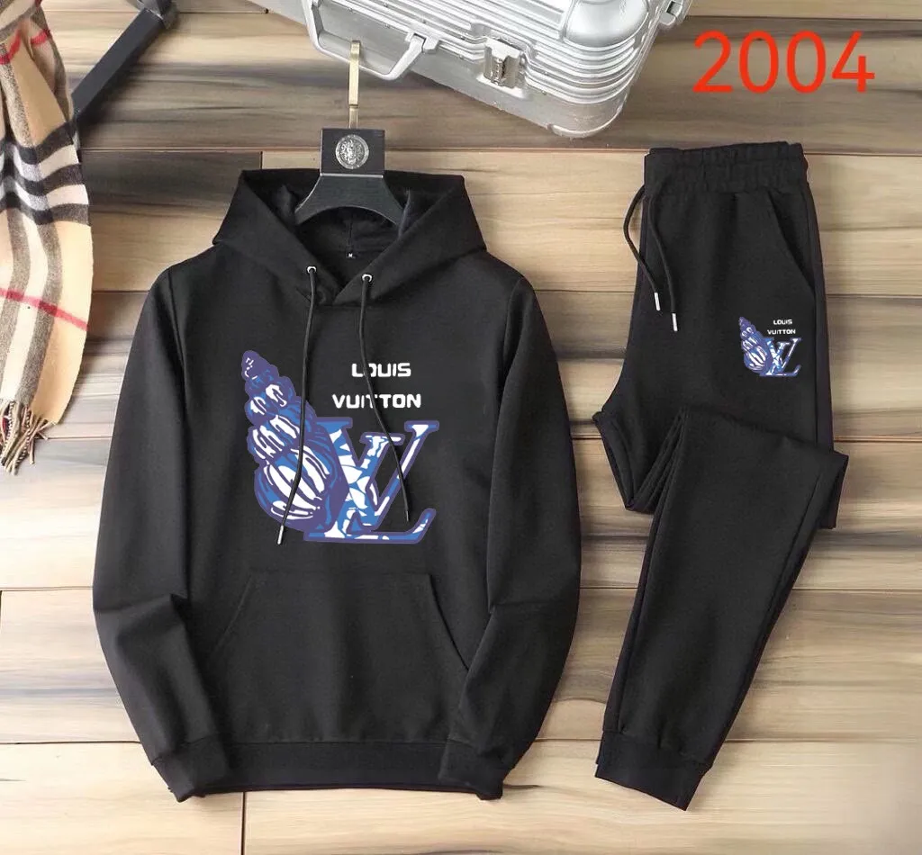 🅿️400 direct batch [LV Louis Vuitton] (Fat Man Gospel) hot-selling suit is coming. Focus on the original version of the official website. 2025 new hot-selling cardigan sweater suit. The original order is the best. 🇭🇰The meticulous work of top designers. Just for a fitting and perfect upper body effect. 100% natural high-quality Roman cotton, close-fitting comfort, noble and elegant! Original hardware embodies elegance and nobility! Counter size: M-5XL (maximum wear up to 220 pounds)